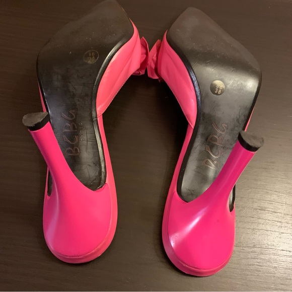 Vintage BCBG pointy toe bow heels - Picture 9 of 9